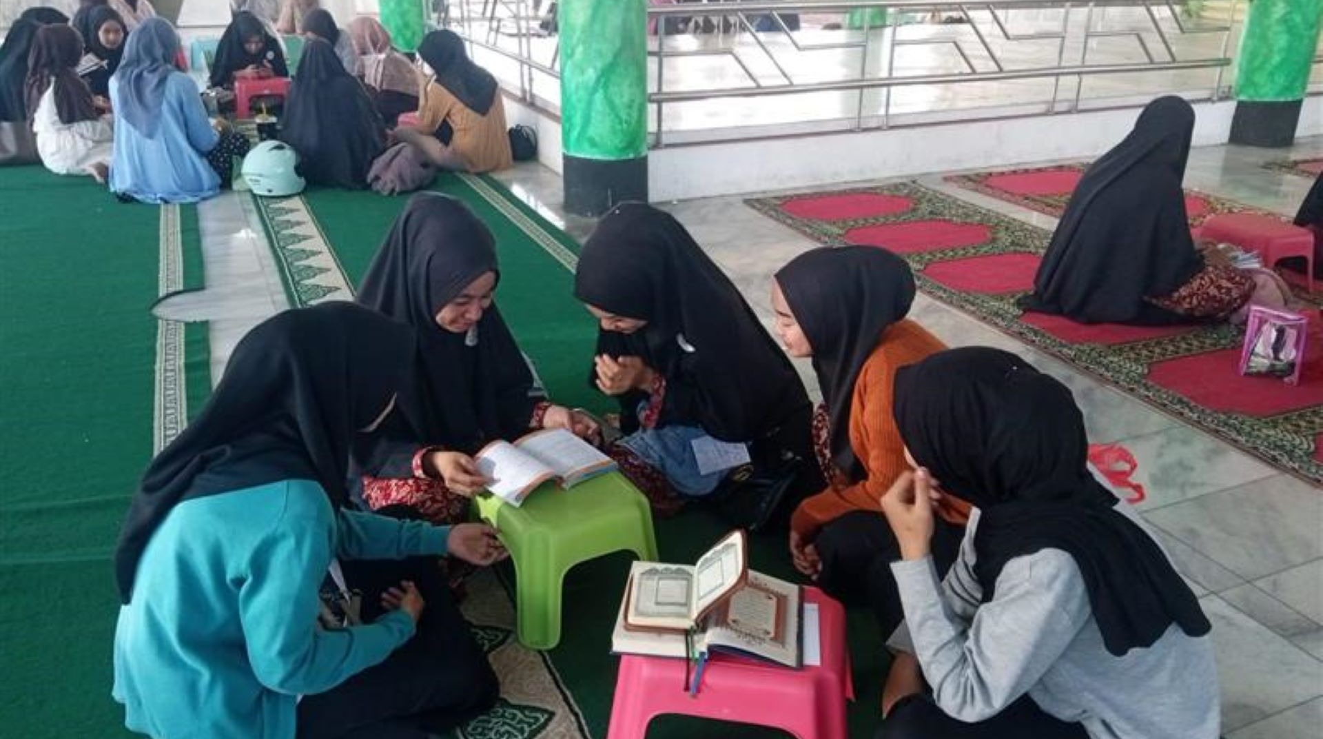 Usai Ramadhan, Budiman Swalayan dan DT Peduli Sumbar Kembali Gelar Tahsin Rutin Karyawan  