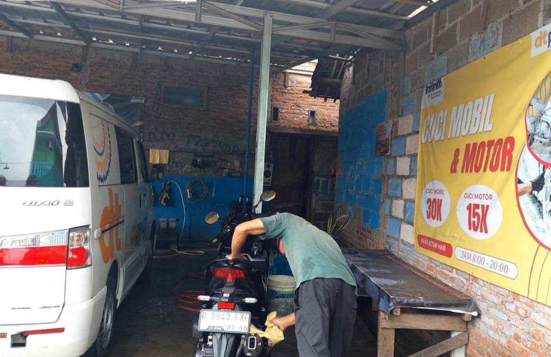 PT Infiniti dan DT Peduli Resmikan Program Pemberdayaan Cuci Motor dan Mobil di Bekasi 