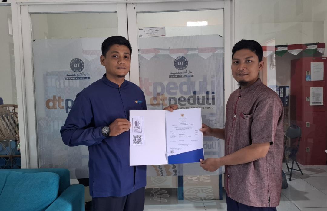 Alhamdulillah, 10 UMKM Binaan DT Peduli Malang Resmi Kantongi Sertifikat Halal  