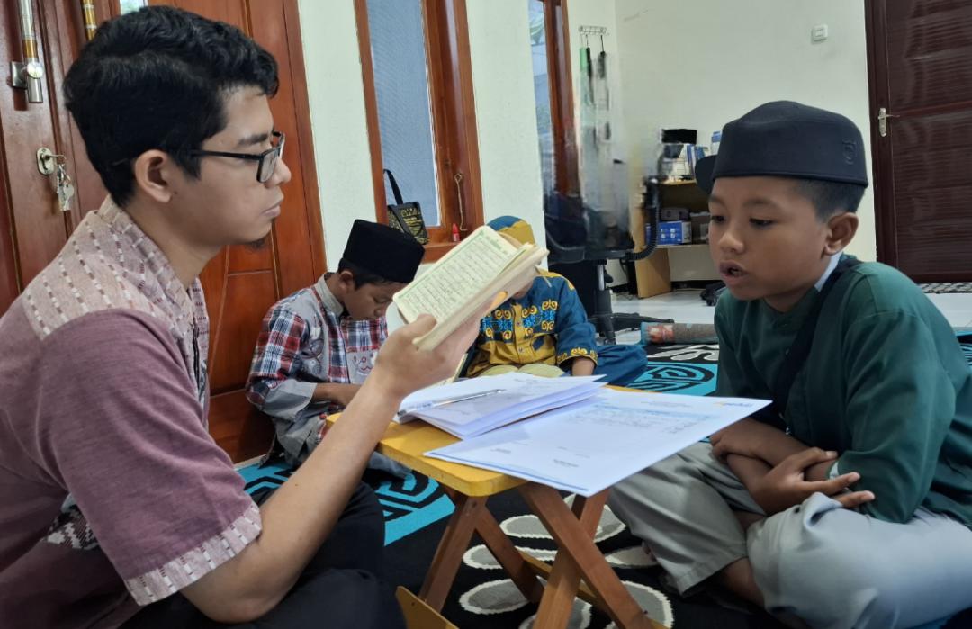 Pembinaan Pelajar Beasiswa DT Peduli Malang: Ikhtiar Mencetak Generasi Berprestasi Berkarakter BAKU  