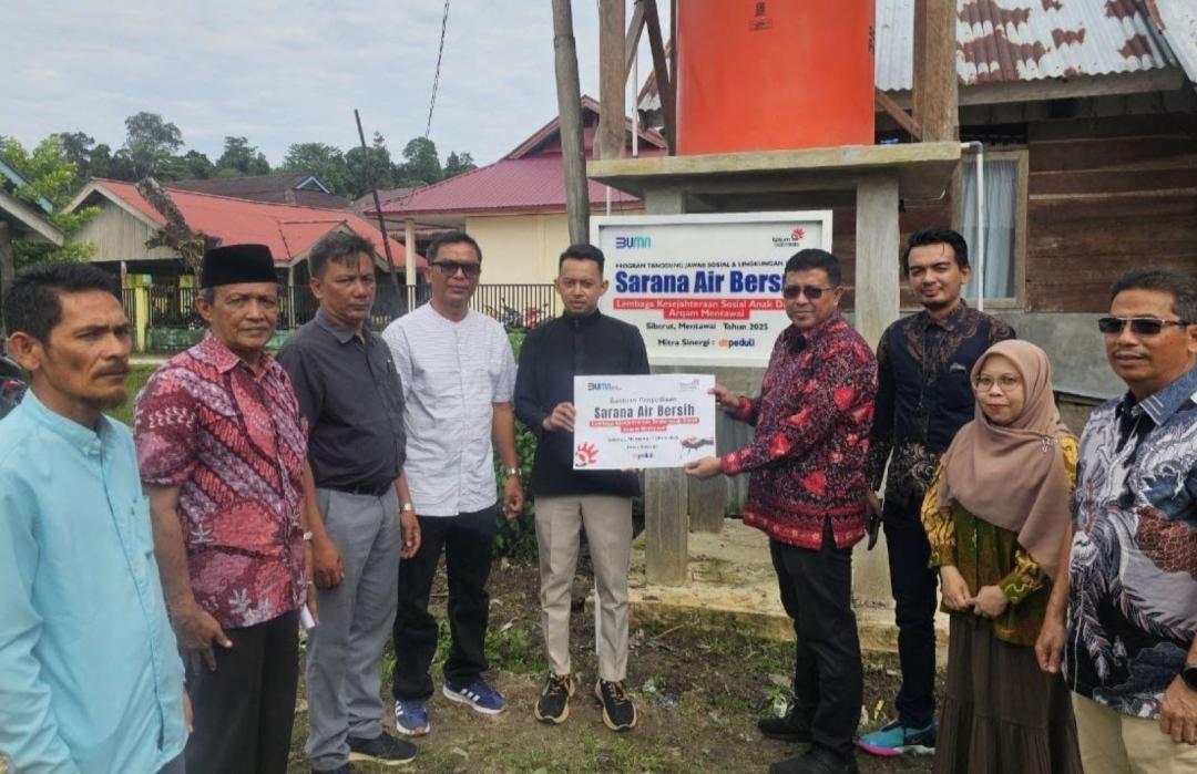 DT Peduli Sumbar dan Telkom Witel Sumbar Jambi Resmikan Sumber Air Bersih Darul Arqam Mentawai 