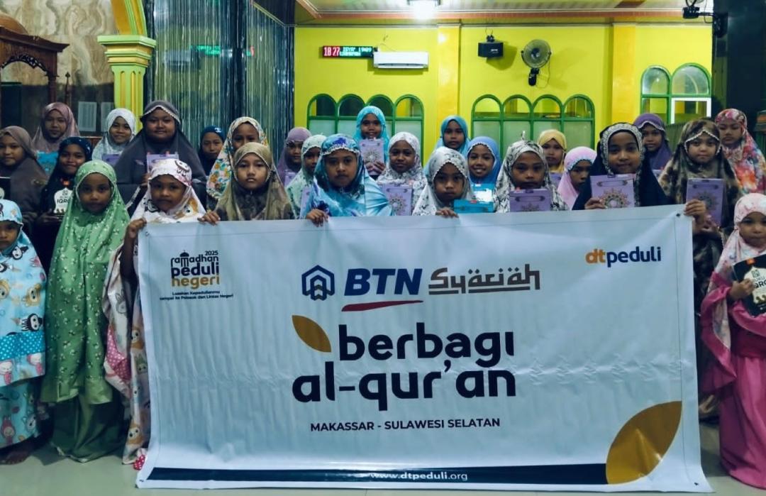 BTN Syariah dan DT Peduli Salurkan 46 Mushaf Al-Qur’an ke TPA Bu’rung-Bu’rung Gowa