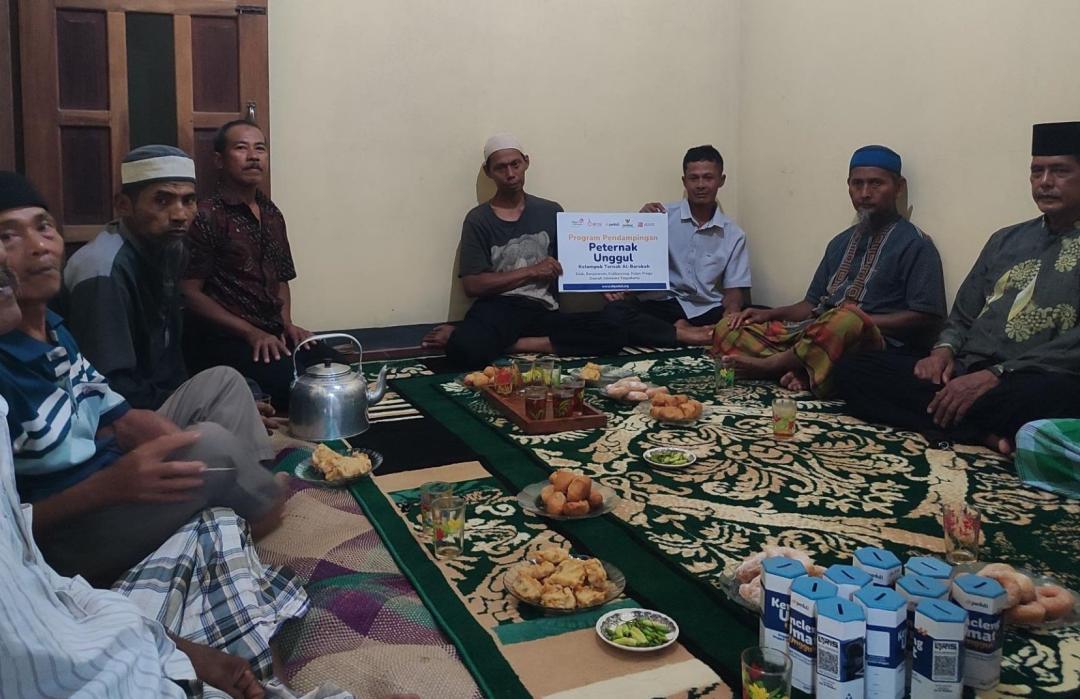 DT Peduli Lakukan Pendampingan Kelompok Ternak Al Barokah di Kampung Akhlak 
