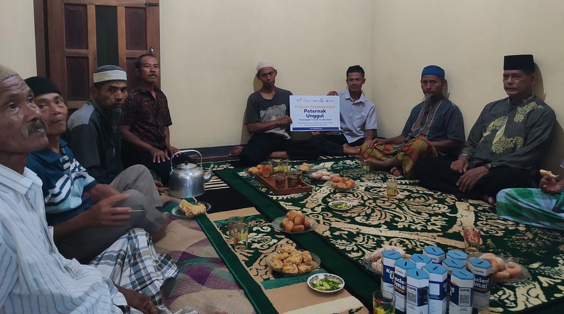 DT Peduli Lakukan Pendampingan Kelompok Ternak Al Barokah di Kampung Akhlak 