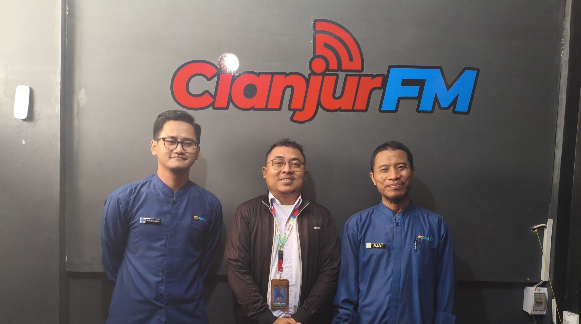 DT Peduli Cianjur Sosialisasikan QPN melalui Cianjur FM 