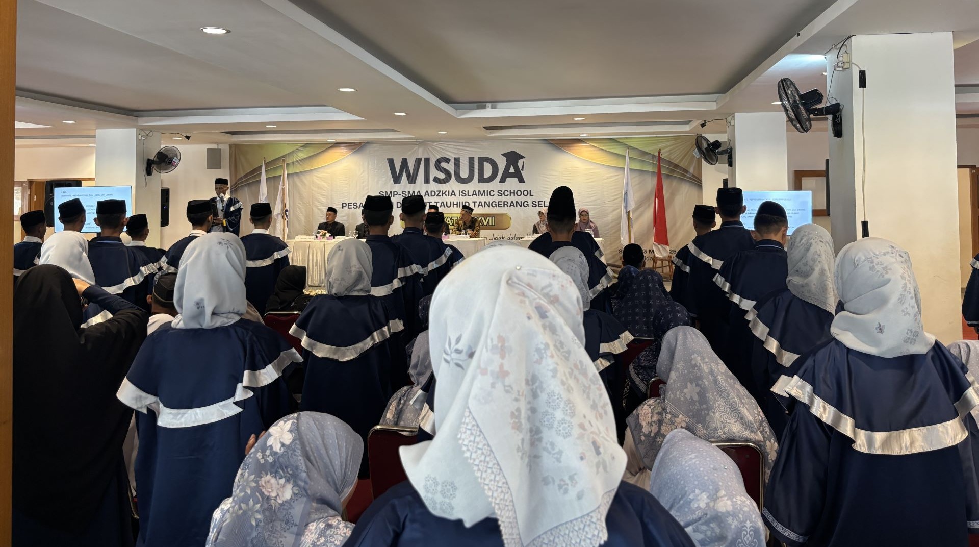 Kemeriahan Wisuda Wisuda AIS yang Penuh Kebanggaan 