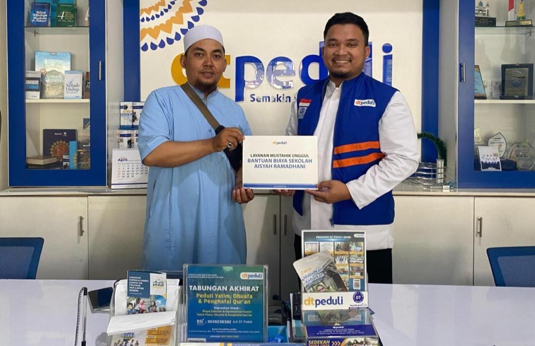 DT Peduli Jambi Wujudkan Mimpi Aisyah Ramadhani, Lunasi Tunggakan Biaya Pendidikan