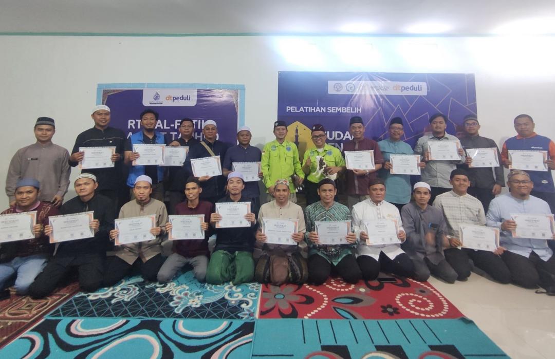 DT Peduli Kalsel Gelar Pelatihan Sembelih Halal Bersama GSB 