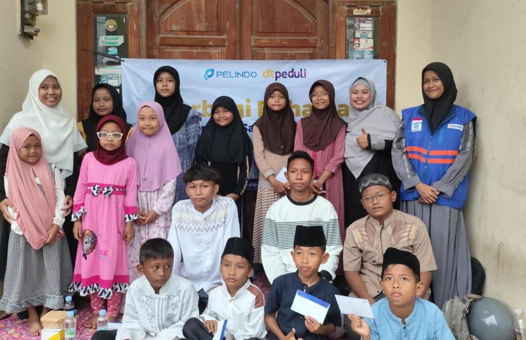 PT Pelindo III Tanjung Emas Semarang bersama DT Peduli Ukir Senyum Anak-anak Yatim