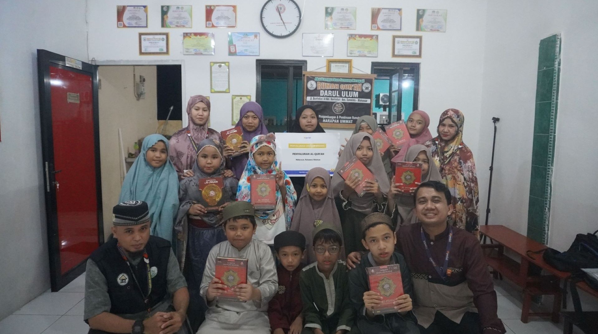 DT Peduli Sulsel Kembali Salurkan Al-Qur’an QBI ke TPA Rumah Qur’an Daarul Ulum Makassar 