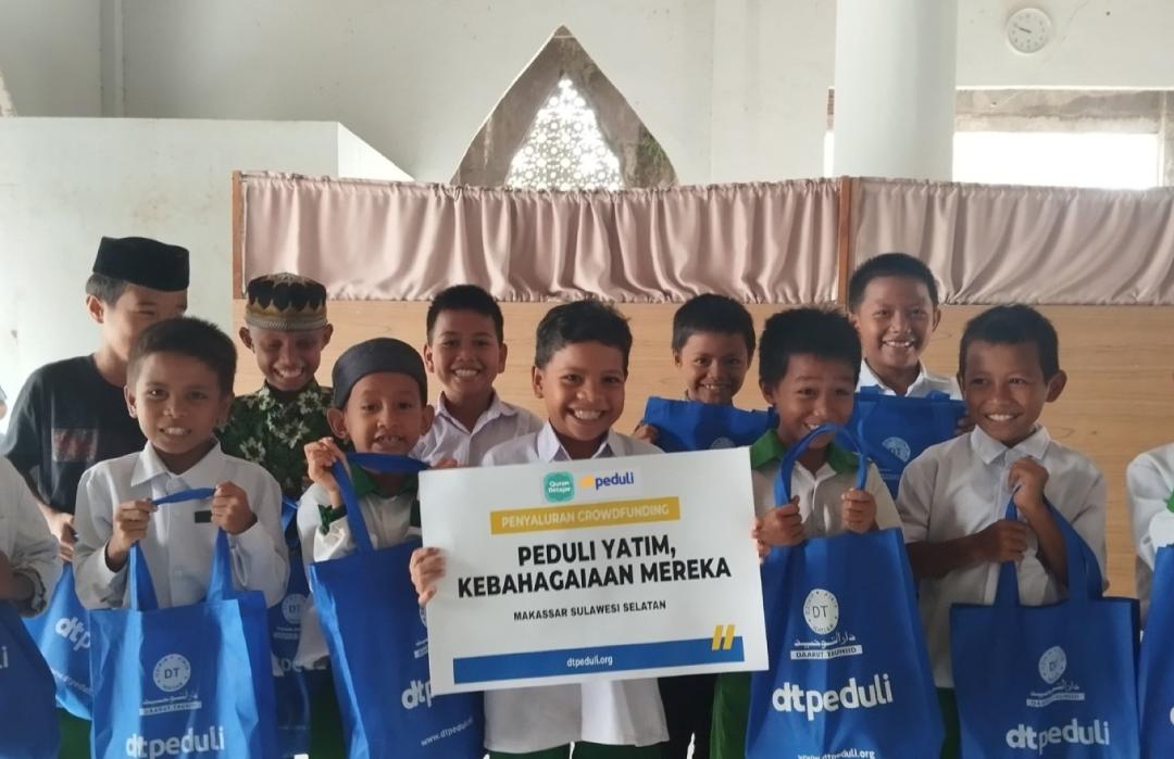 QBI dan DT Peduli Sulawesi Selatan Hadirkan Kebahagiaan untuk 30 Anak Yatim di Kabupaten Gowa