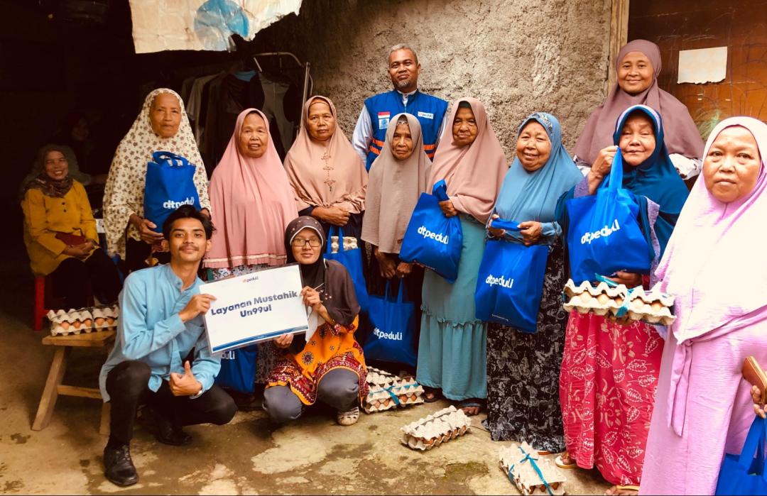 Konsisten Menjaga Kepercayaan Donatur, DT Peduli Depok Menyalurkan Bantuan 20 Paket Sembako di Kota Depok