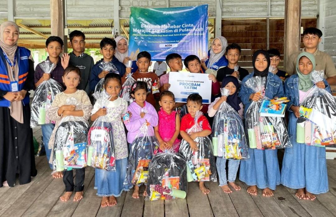 DT Peduli Aceh Menyalurkan Beras Fidyah, Daging Kornet dan Menyantuni Anak Yatim di Pulo Aceh 