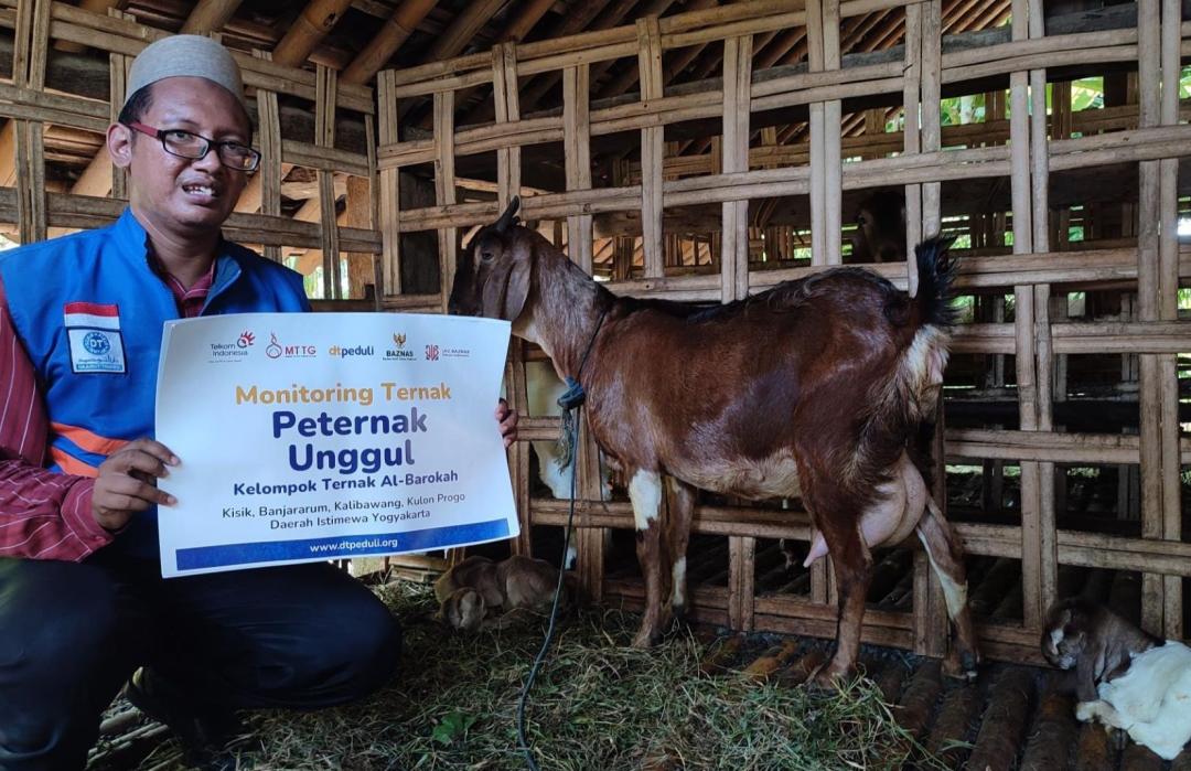 DT Peduli Bersama UPZ BAZNAS Telkom Jateng-DIY Lakukan Monitoring Program Kampung Akhlak 