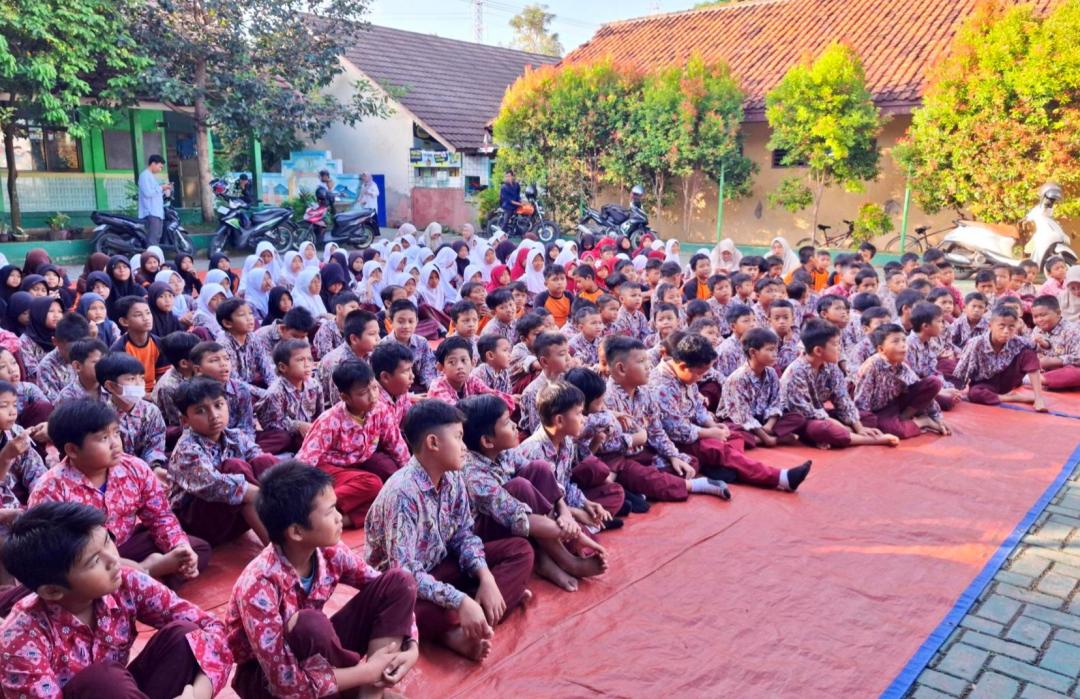 Kolaborasi DT Peduli dan SDN 21 Kota Serang untuk Peduli Palestina 