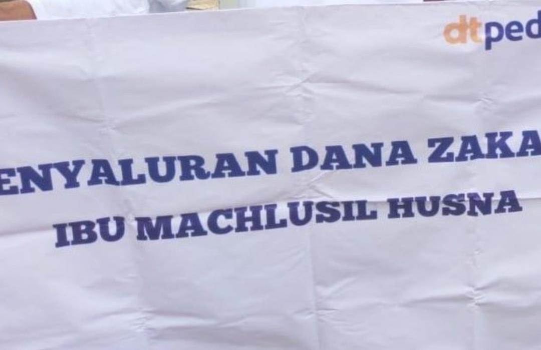 DT Peduli Salurkan Bantuan Sembako dan Kesehatan untuk Uryani di Patia 