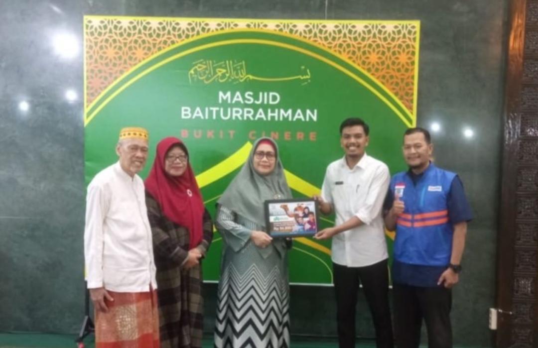 MT Baiturrahman Cinere dan DT Peduli Salurkan Dua Ekor Unta untuk Palestina: Wujud Istiqomah dalam Berqurban dan Berbagi