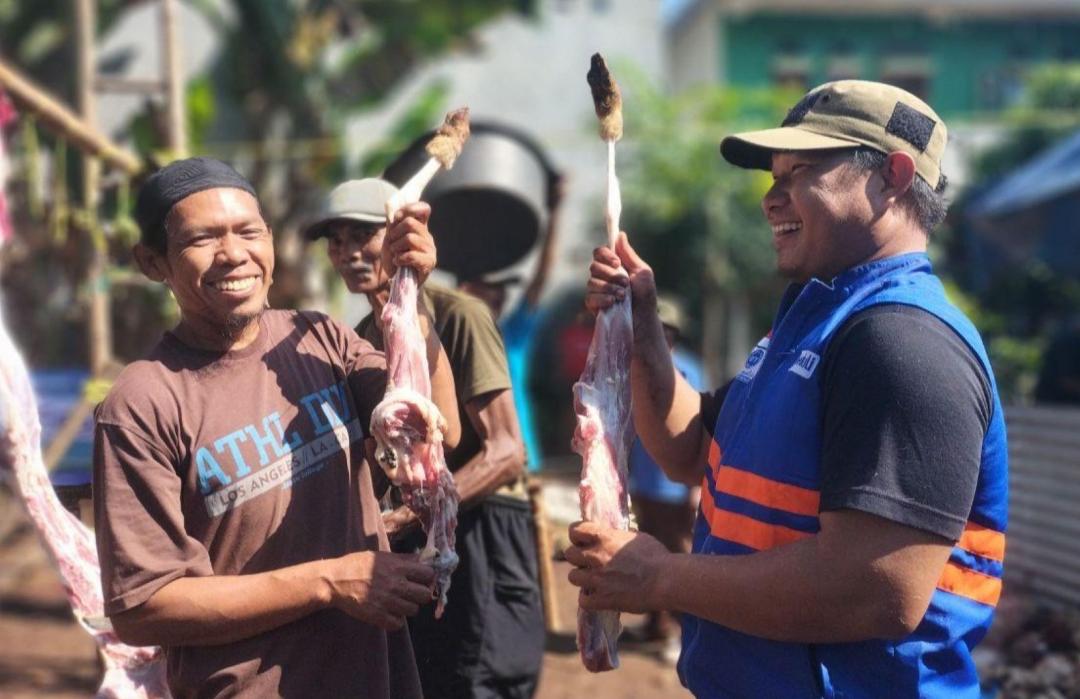 DT Peduli Bandung Mendistribusikan Qurban 60 Domba dan Satu Sapi di Leuwipanjang 