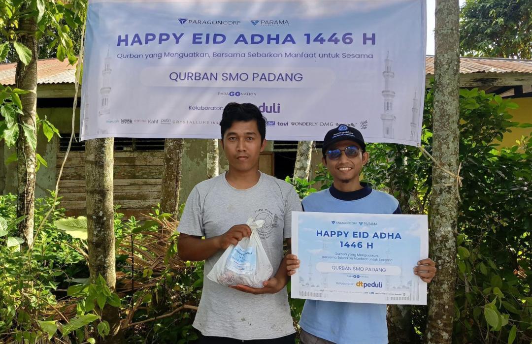 Bersama PT Paragon, DT Peduli Salurkan Qurban untuk Masyarakat Sumatera Barat
