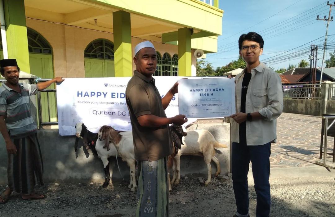 Paragon DC Banjarmasin dan DT Peduli Kalsel Salurkan Hewan Qurban di Hari Raya Iduladha 1446 H 