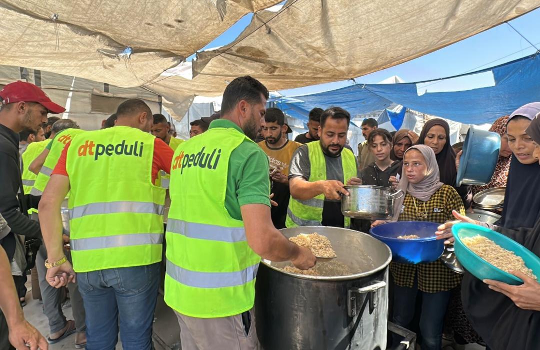 DT Peduli Hadirkan Dapur Umum di Jalur Gaza, Salurkan Harapan di Tengah Krisis 