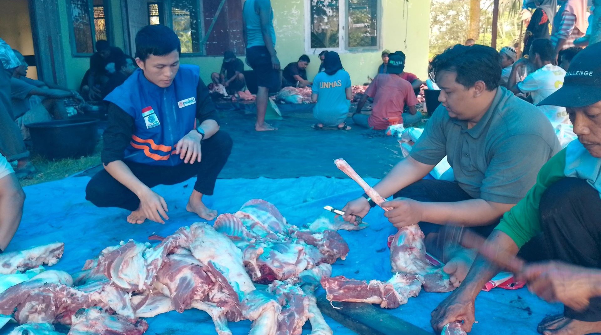 Qurban untuk Negeri, PT NEI dan DT Peduli Sumbar Menjangkau Pelosok Pasaman 
