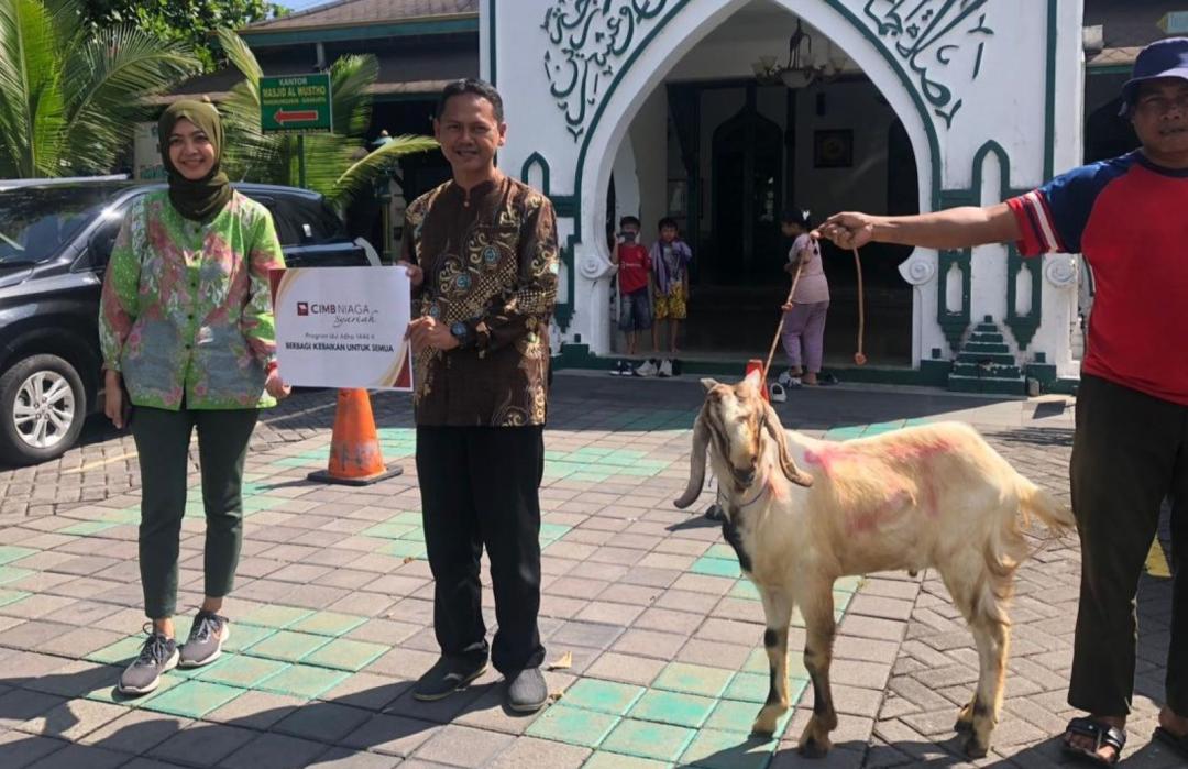 Qurban Peduli Negeri, CIMB Niaga Syariah Bersama DT Peduli Solo Salurkan Hewan Qurban di Solo Raya 