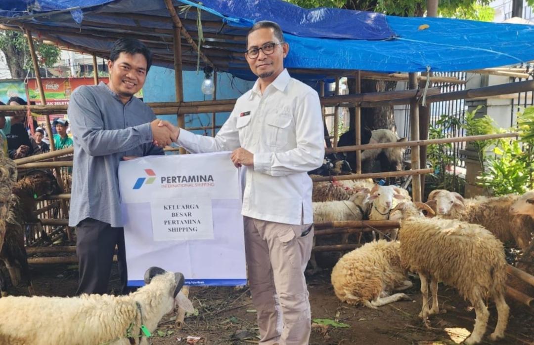 Qurban Festival di Rusunawa Jatinegara, Pertamina Internasional Shipping bersama DT Peduli Salurkan Hewan Qurban untuk Ratusan Keluarga 