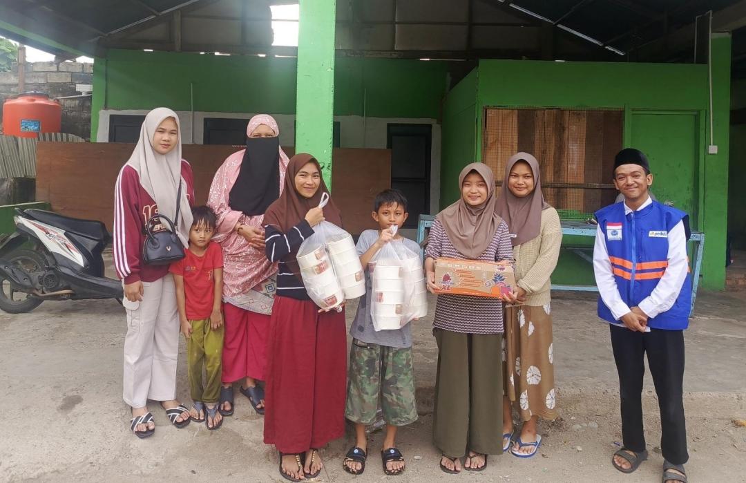 DT Peduli Sumbar Salurkan Nasi Boks untuk Panti Asuhan Khusus Anak Mentawai