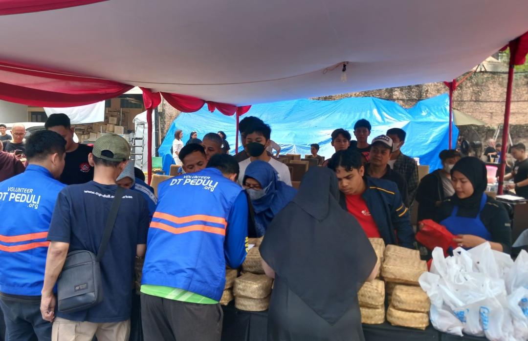 DT Peduli Jakarta Bersama Hachi Group Gelar Kegiatan Qurban untuk Warga Sekitar Ampera