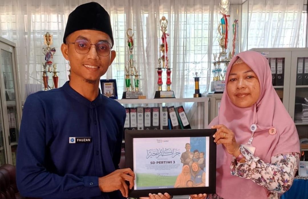 Jembatan Kebaikan: Donasi Sedekah Daging Qurban SD Pertiwi 2 dan 3 untuk Palestina 