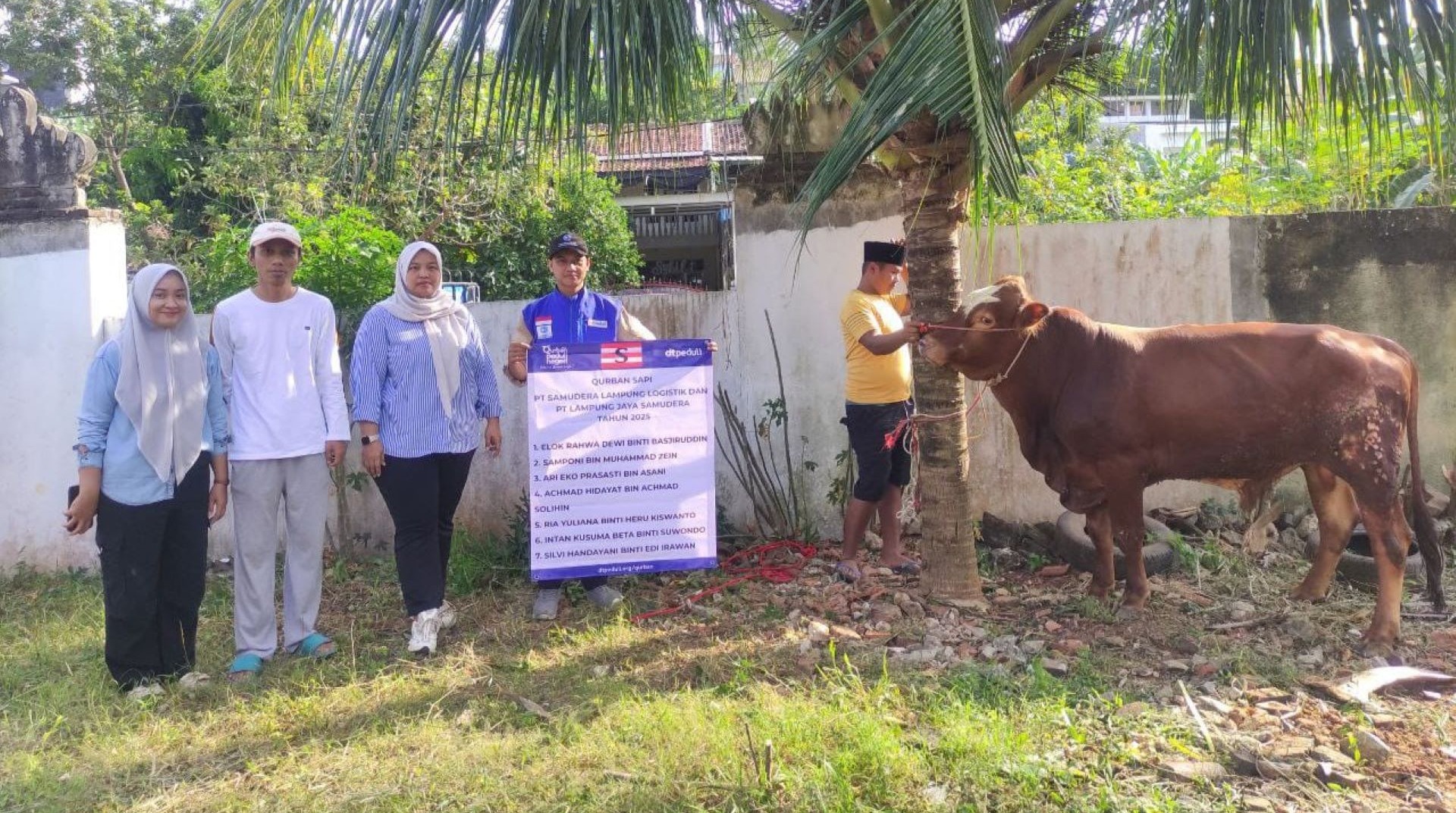 PT Samudera Lampung Logistik dan PT Lampung Jaya Samudera  Bersama DT Peduli Lampung Gelar Kegiatan Qurban untuk Warga Sekitar Ring 1 