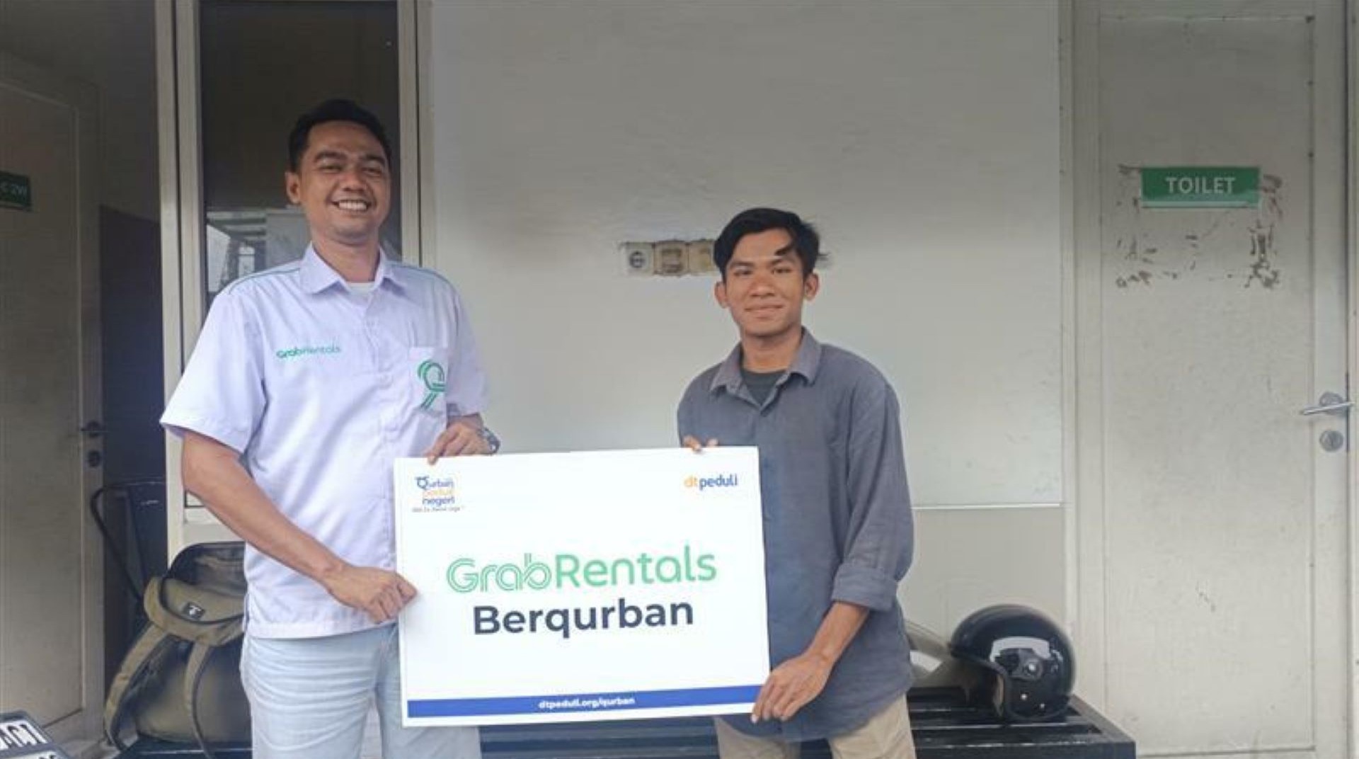 Sinergi Kebaikan, Grab dan DT Peduli Salurkan Qurban untuk Karyawan Pengemudi 