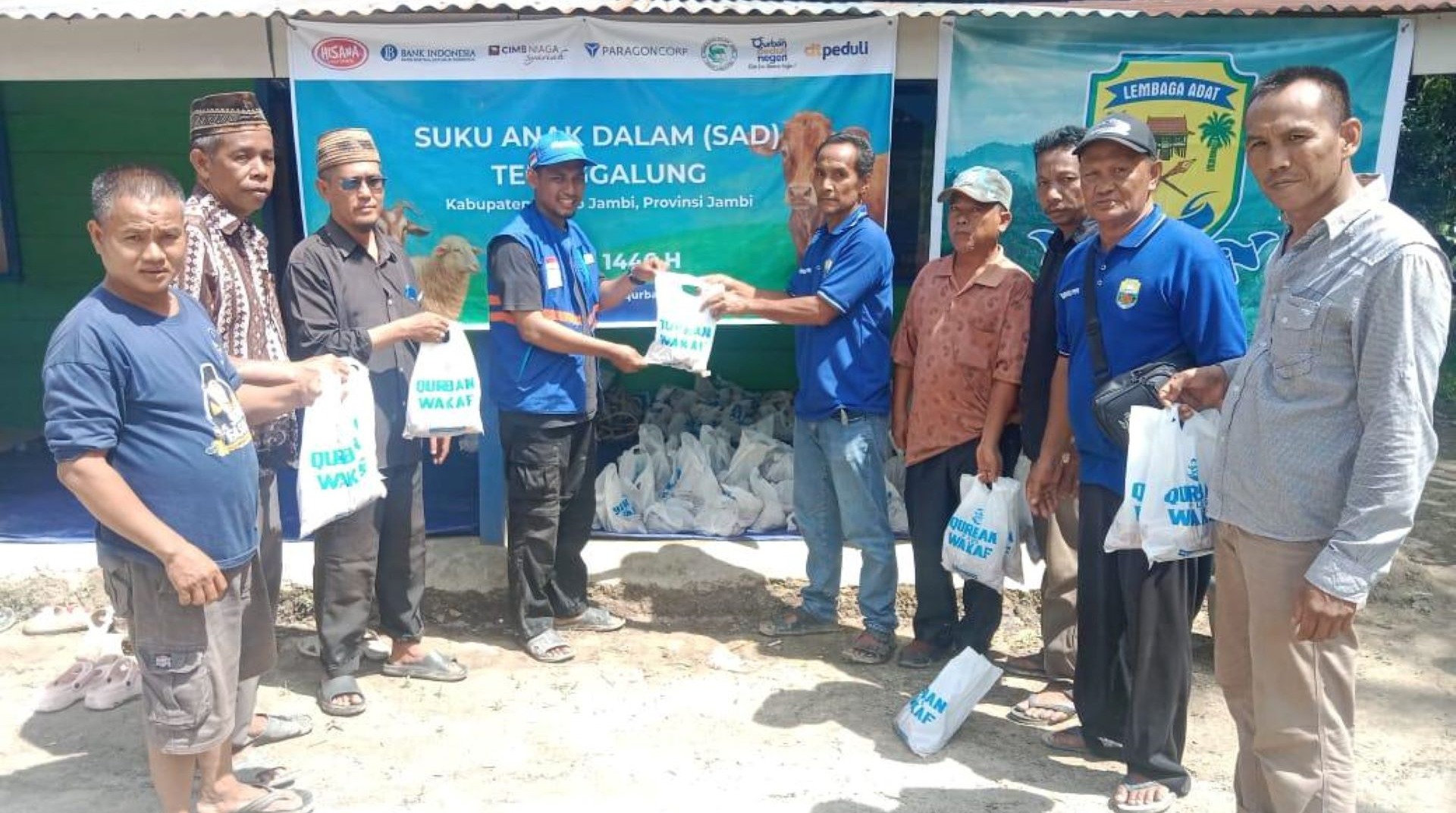 Qurban di Pelosok Negeri Permukiman Suku Anak Dalam Jambi 