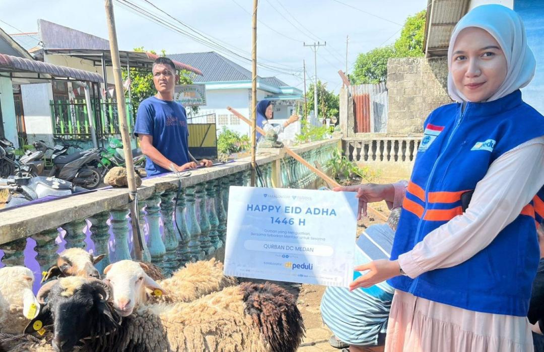 Paragon Corp DC Medan Bersama DT Peduli Sumut Salurkan Hewan Qurban ke Masjid Ba’Arham   