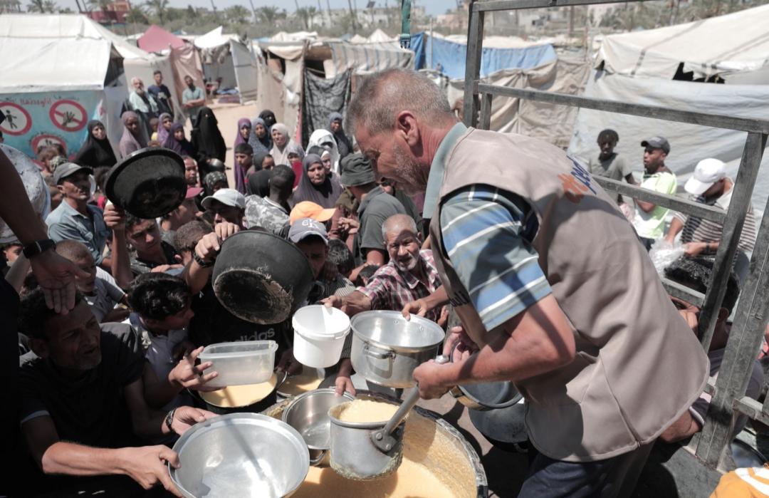 DT Peduli Kirim Ribuan Paket Hotmeals Tembus Krisis Kelaparan Parah Gaza 