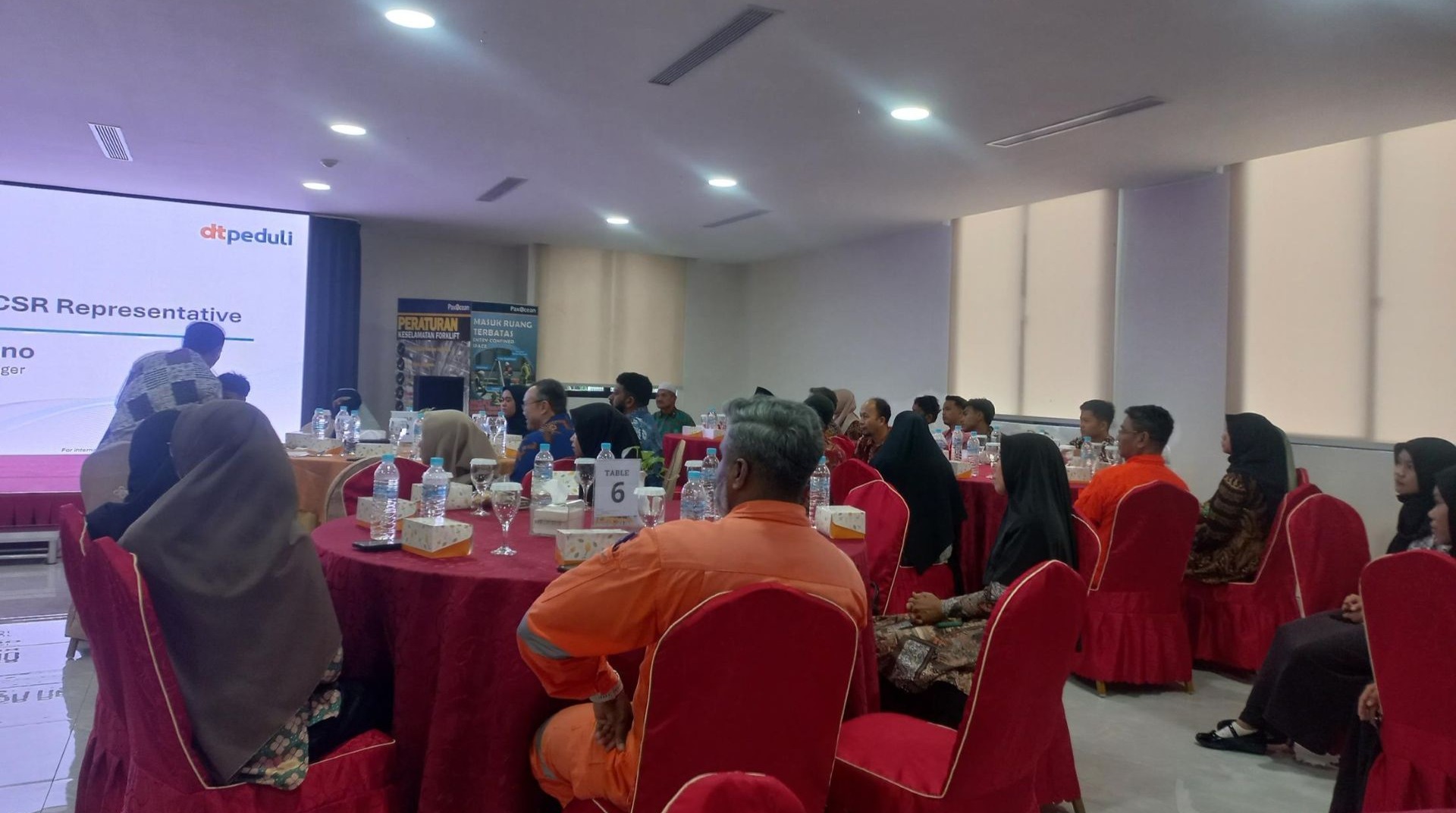 DT Peduli Kepri dan PaxOcean Sukses Gelar Wisuda Penerima Beasiswa CSR Batch 2 