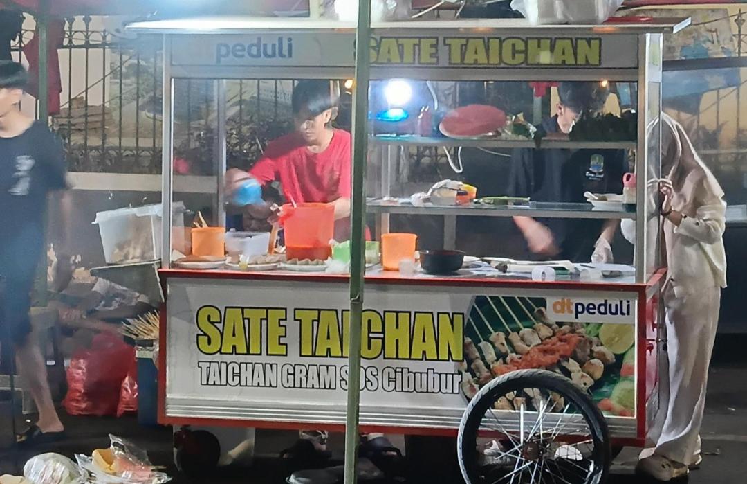 DT Peduli Bekasi Resmi Luncurkan Sate Taichan Kube di GOR Popki Cibubur 