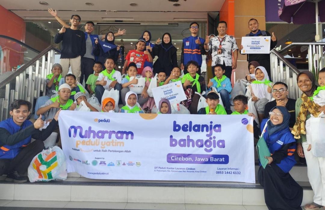 Bahagiakan 50 Anak Yatim, DT Peduli Cirebon Hadirkan Wisata dan Belanja Bahagia 