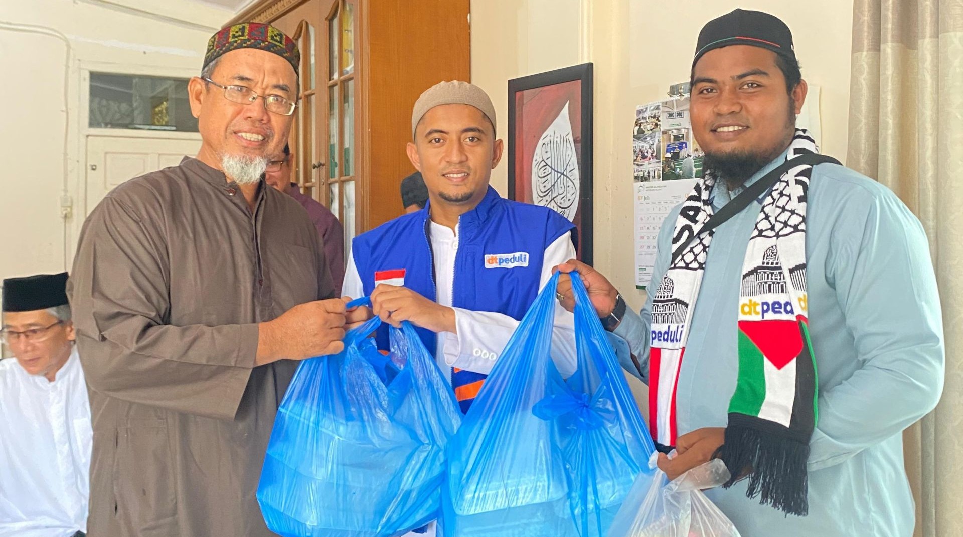 Sinergi Kebaikan, DT Peduli Aceh dan Masjid Al-Hidayah Gelar Aksi Peduli Palestina 