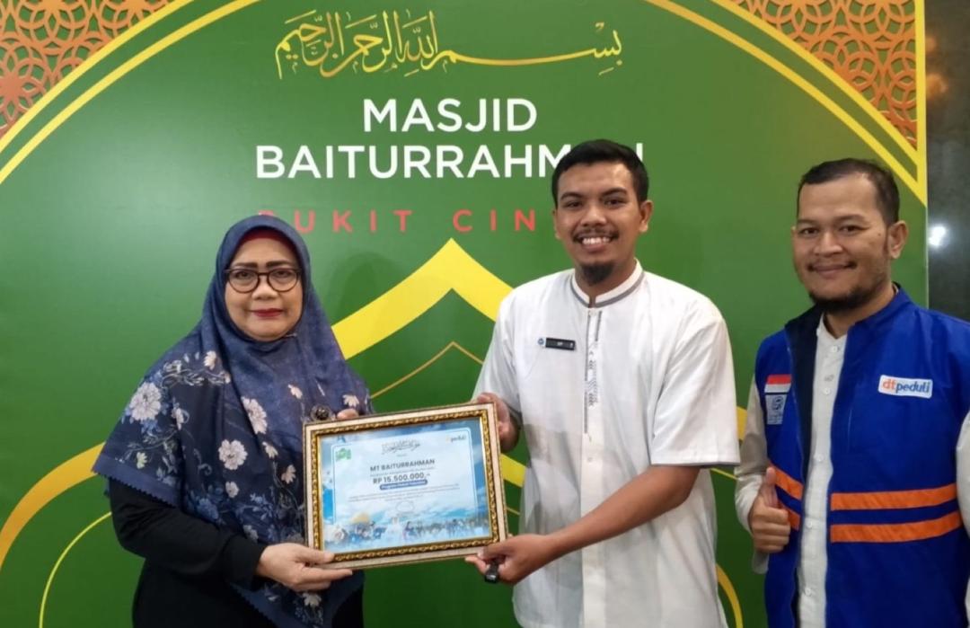 Peduli Palestina, Majelis Taklim Baiturrahman Cinere Donasikan Rp15,5 Juta Lewat DT Peduli 