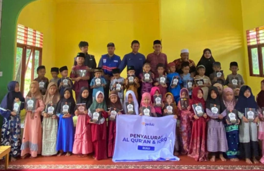 DT Peduli Riau Salurkan Wakaf Al-Qur'an dan Iqra' di Kepulauan Meranti 