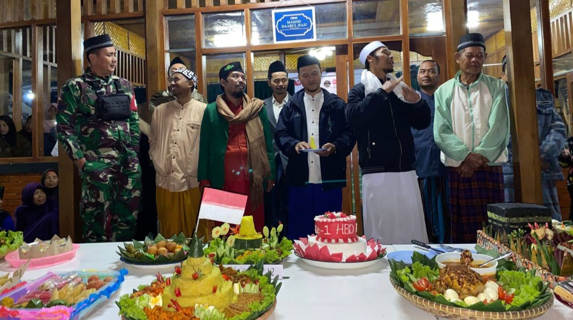 Warga Kampung Haji Sukabumi Gelar Syukuran Hari Jadi Pertama 