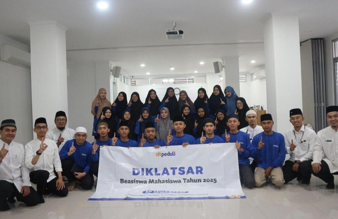 Perkuat Karakter dan Komitmen Penerima Beasiswa Mahasiswa, DT Peduli Jabar Bersama LPM SSG DT Gelar Diklatsar 