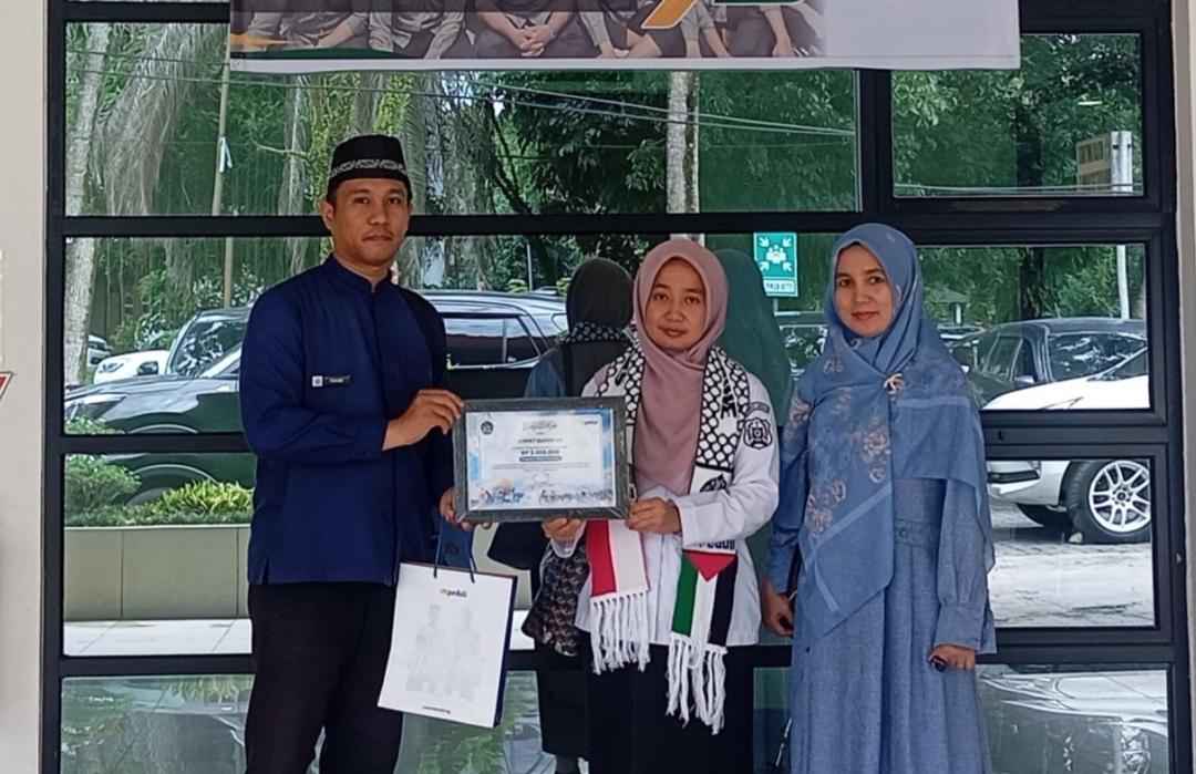 Komunitas Jumat Barokah DPMPTSP Medan Salurkan Donasi untuk Palestina melalui DT Peduli Sumut 