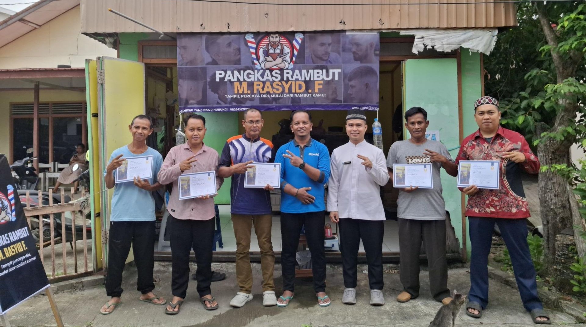 Kisah Inspiratif, Penerima Manfaat Modal Usaha Kini Jadi Instruktur Pelatihan Pangkas Rambut 