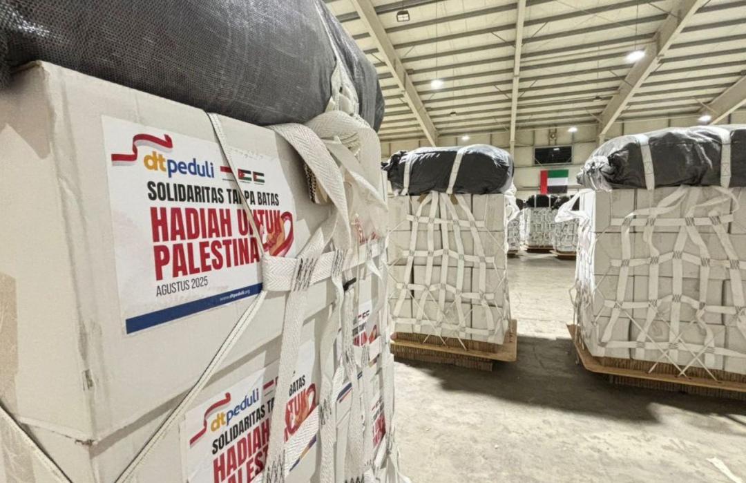 DT Peduli Bersama BNU dan UAE Air Force Berhasil Salurkan Bantuan Air-Drop 2.304 Paket Sembako untuk 11.520 Warga Gaza  