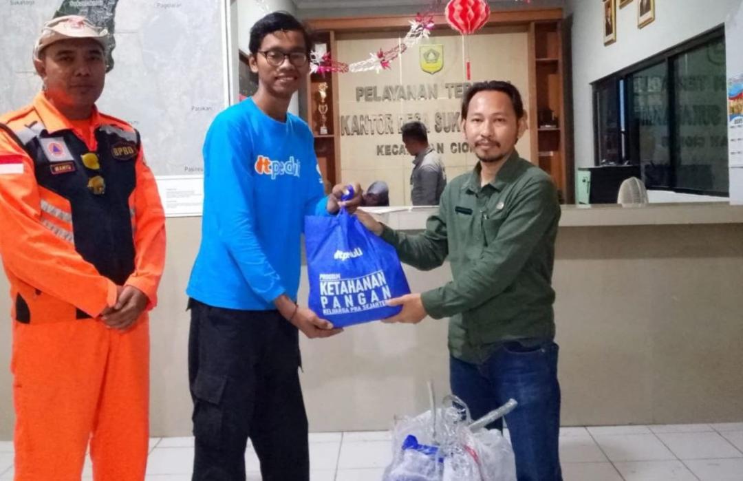 Cepat Tanggap, DT Peduli Bogor Salurkan Bantuan untuk Korban Longsor di Ciomas 