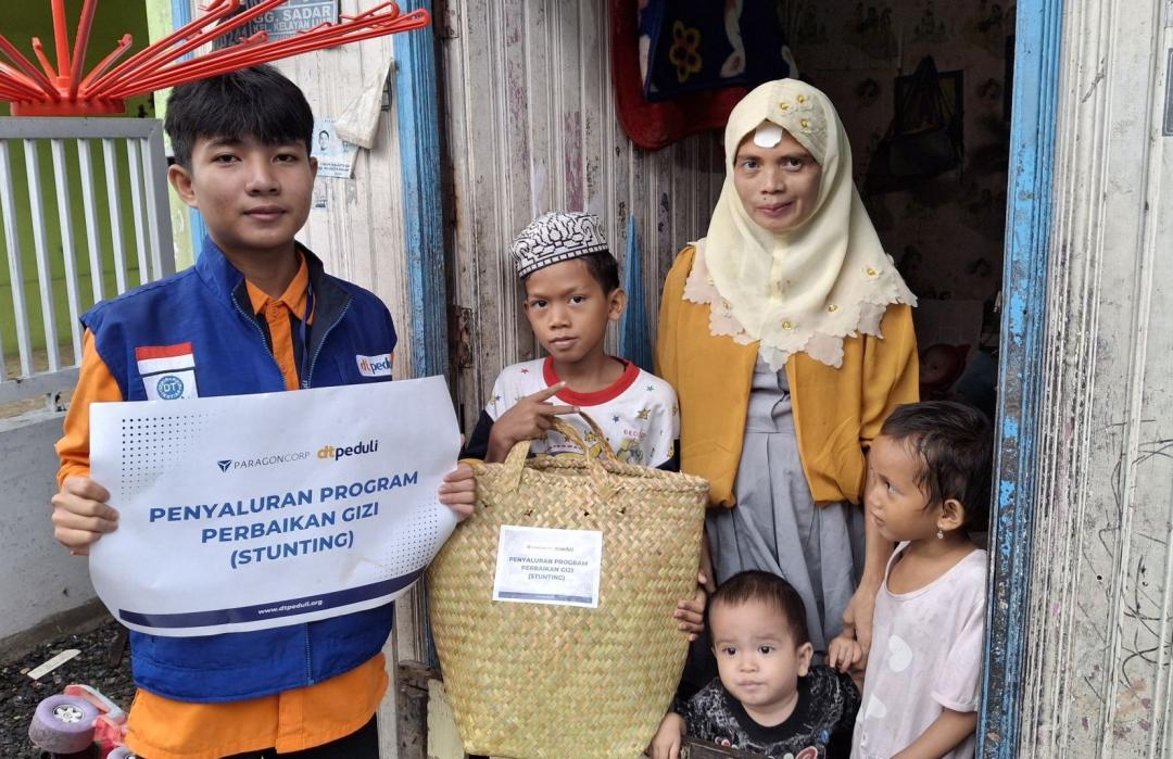 Cegah Stunting, DT Peduli Kalsel Salurkan Paket Gizi Lanjutan untuk 20 Balita 