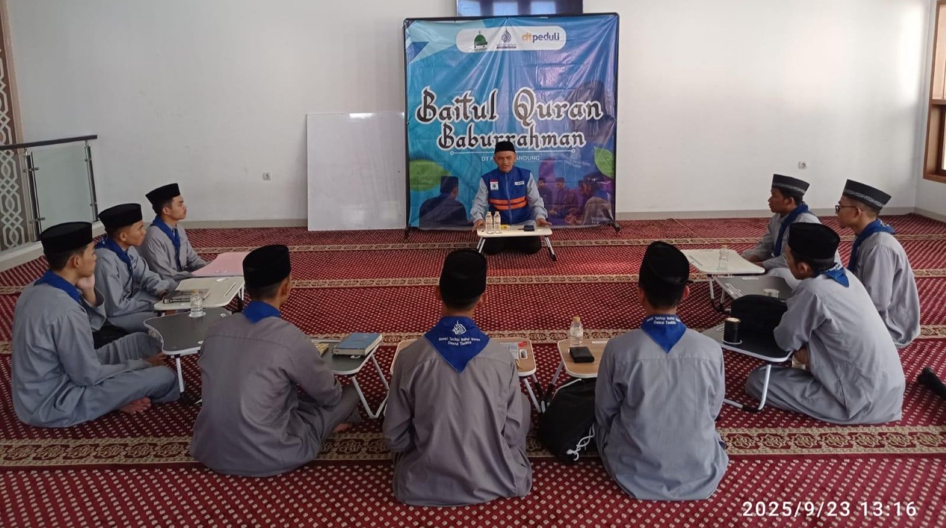 Cetak Generasi Qur'ani Berakhlak Mulia, DT Peduli Gelar Pembinaan Rutin untuk Santri Hafidz 